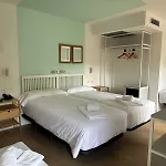 Center Hotel Onís