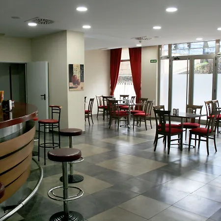 Hotel Center