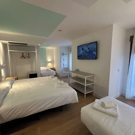 Hotel Center