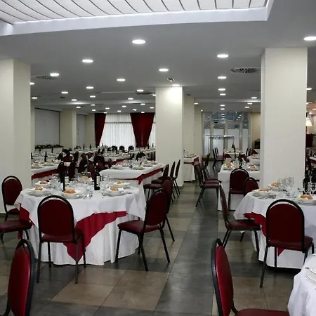 Hotel Center 2*